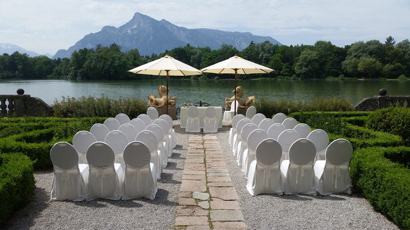 Schloss Leopoldskron_Trauung mit Hussen am Weiher