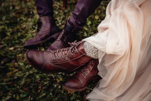 Styled Shoot: Bergverliebt, Wanderschuhe statt Highheels